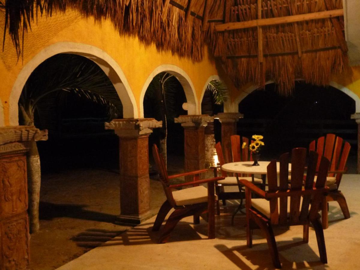 Hacienda Antigua Villa, 50m from sandy Beach El Cuyo Exterior foto