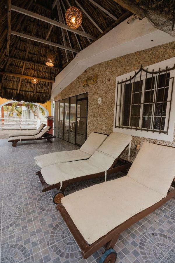 Hacienda Antigua Villa, 50m from sandy Beach El Cuyo Exterior foto